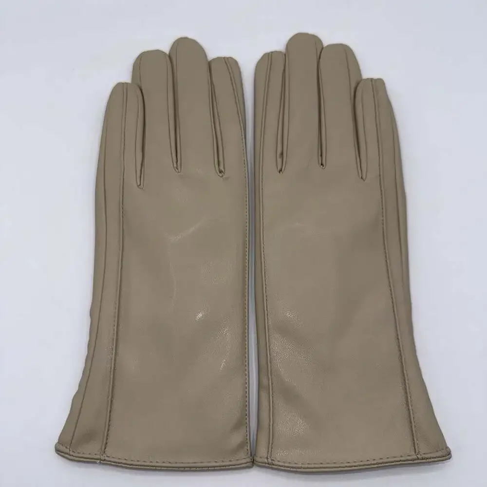 Vegan Leather Gloves Women’s Sz Medium Milky White Beige Fur Lined NIP